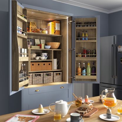 Butler's pantry ideas – how to create the handy addition in any sized ...