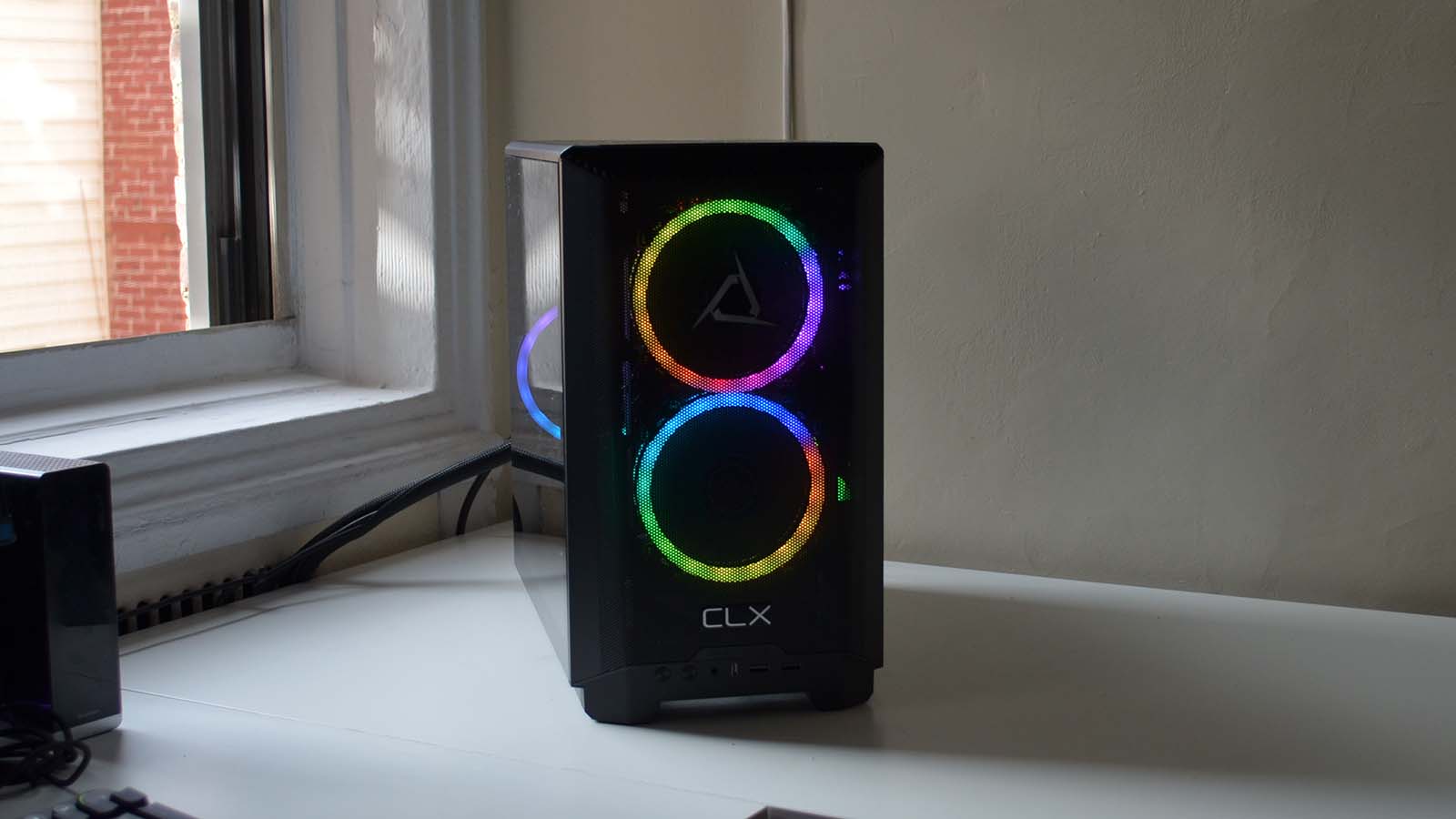 CLX Scarab review (2022): High-end PC gaming at its finest