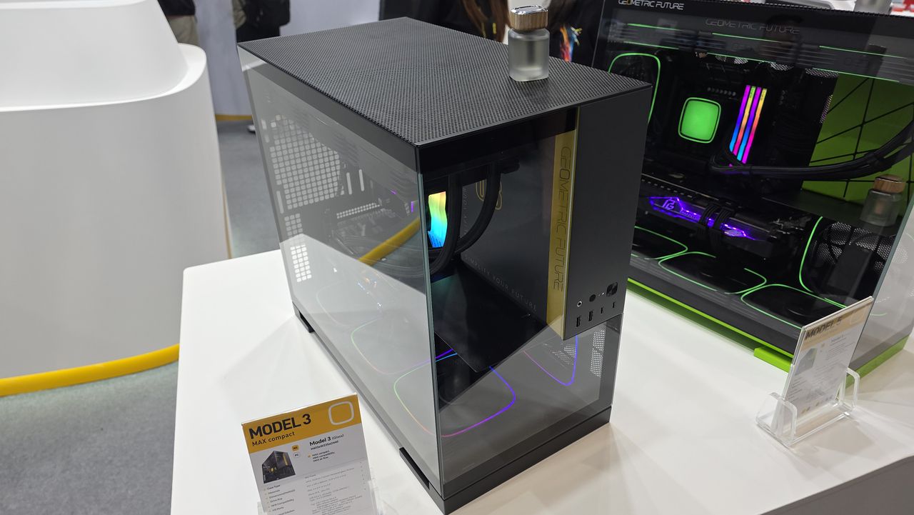 Geometric Future Model 3 MAX compact