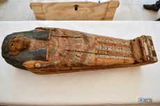 U.S. Immigration and Customs Enforcement, or ICE, has been running "Operation Mummy's Curse" since 2009 to bust a network of antiquities smugglers. 