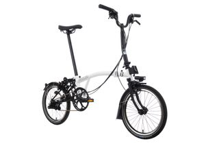 Custom Bromptons auctioned for charity: Rise Against