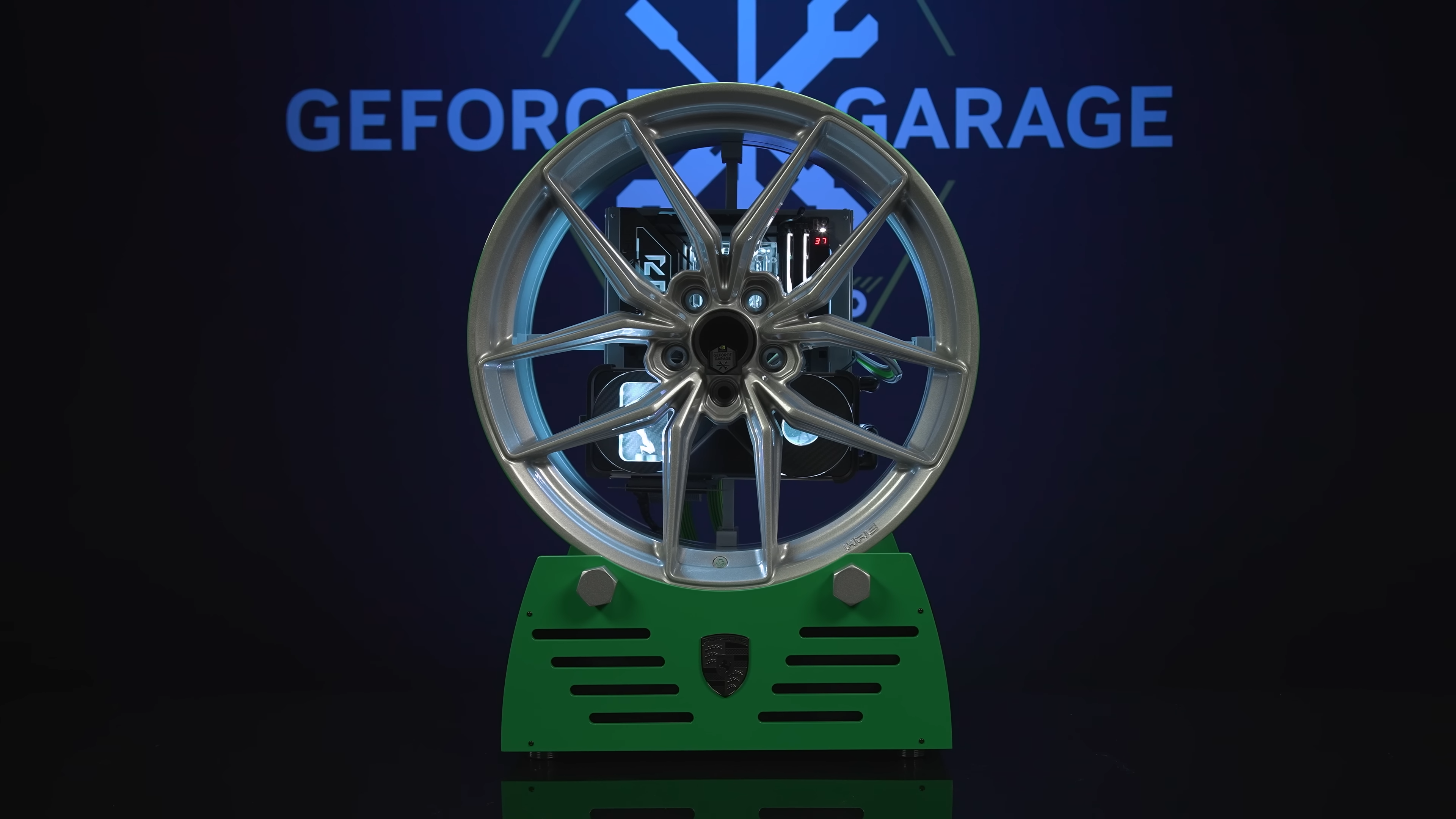 Porsche Wheel PC from JCustom & GeForce Garage
