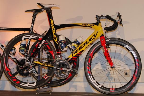 Ridley gave Devolder a bold look for 2011.