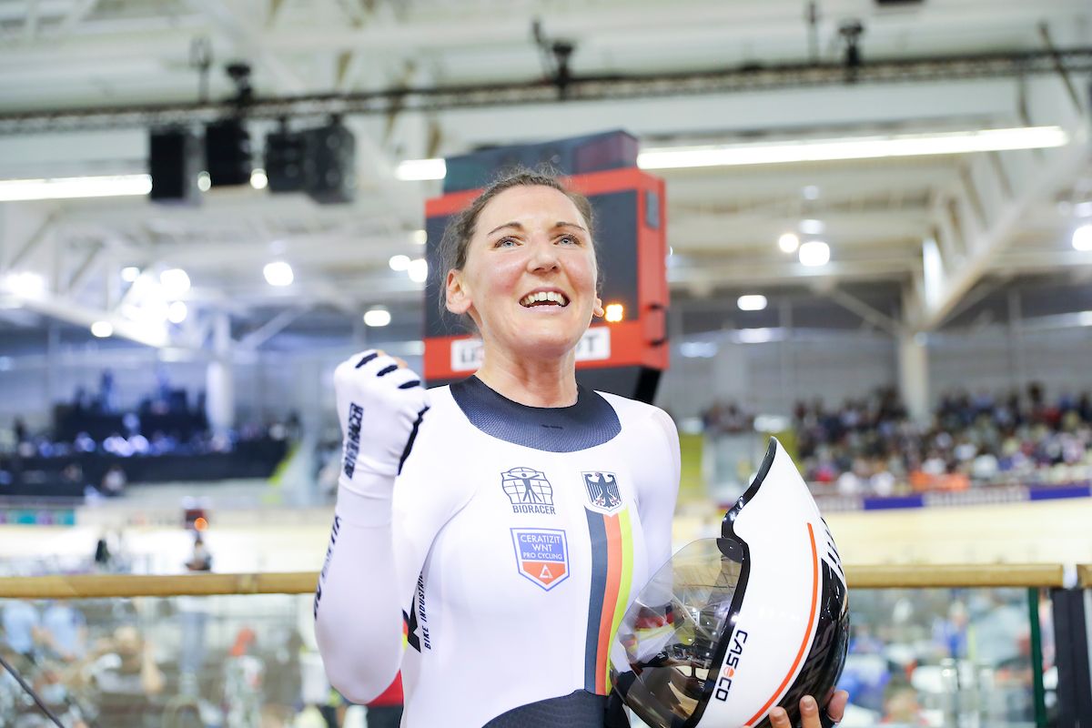 Lisa Brennauer (Germany) wins Individual Pursuit