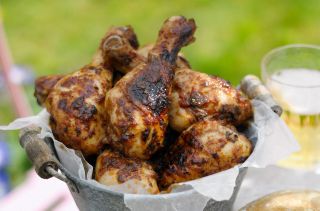 Mediterranean-style barbecue chicken