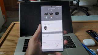 Exhibiting the Sony Headphones Connect app via Sony WF-1000XM4