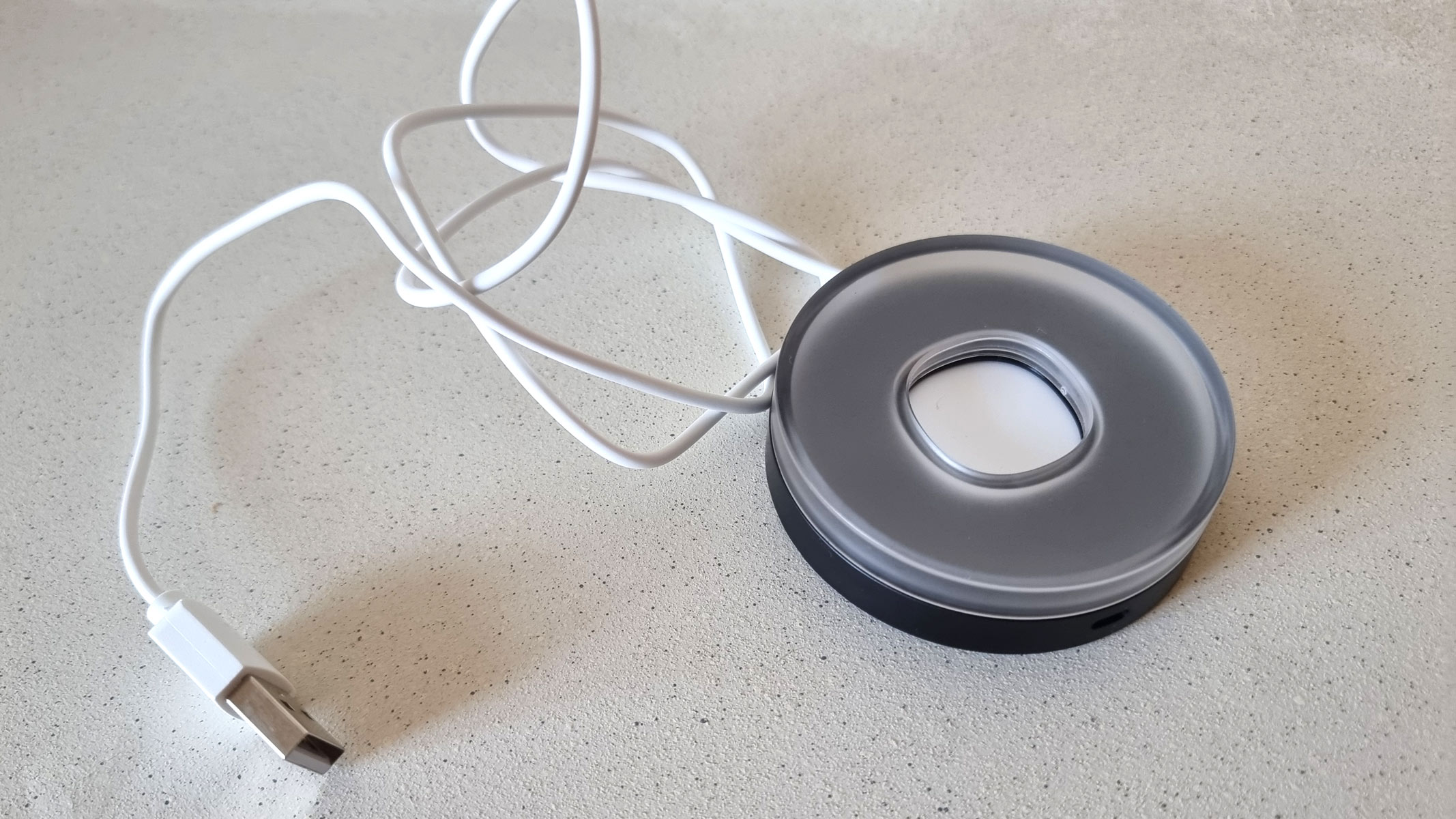 a charging pod for the Oclean X Ultra S electric toothbrush