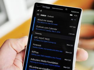 Lumia Icon with Windows 10 Mobile