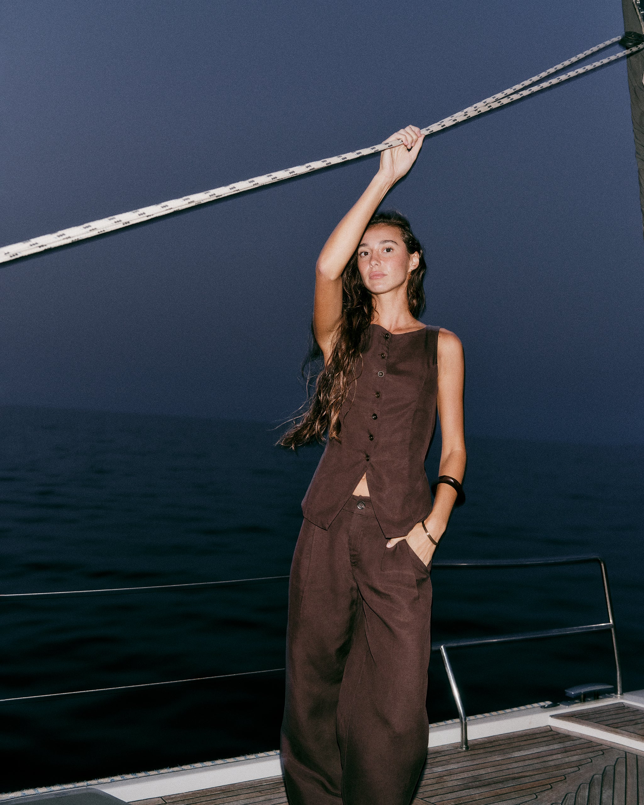 Trestles Twill Button Down Tank - French Roast - Xxs