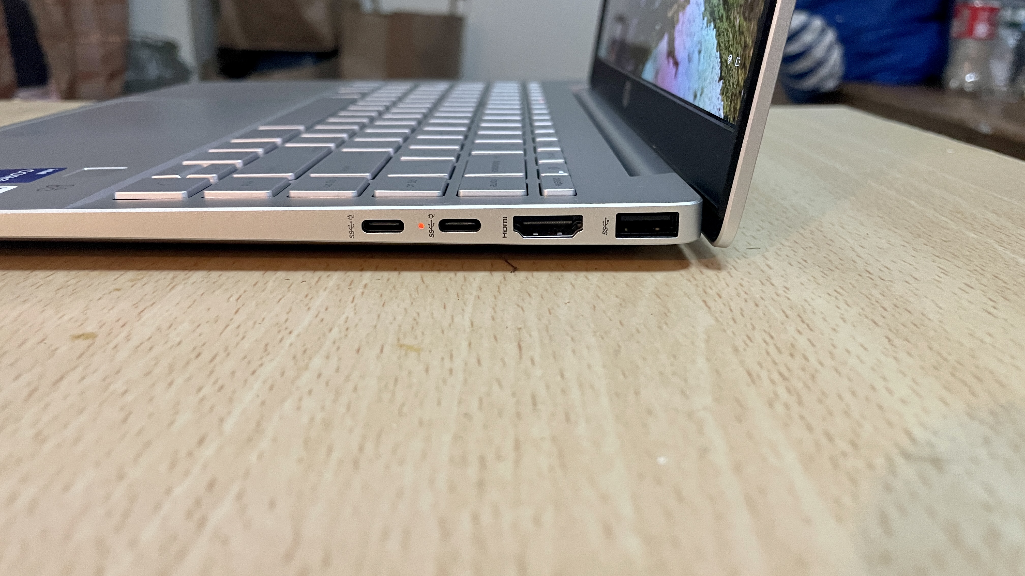 HP Pavilion Plus (14-eh0097nr)