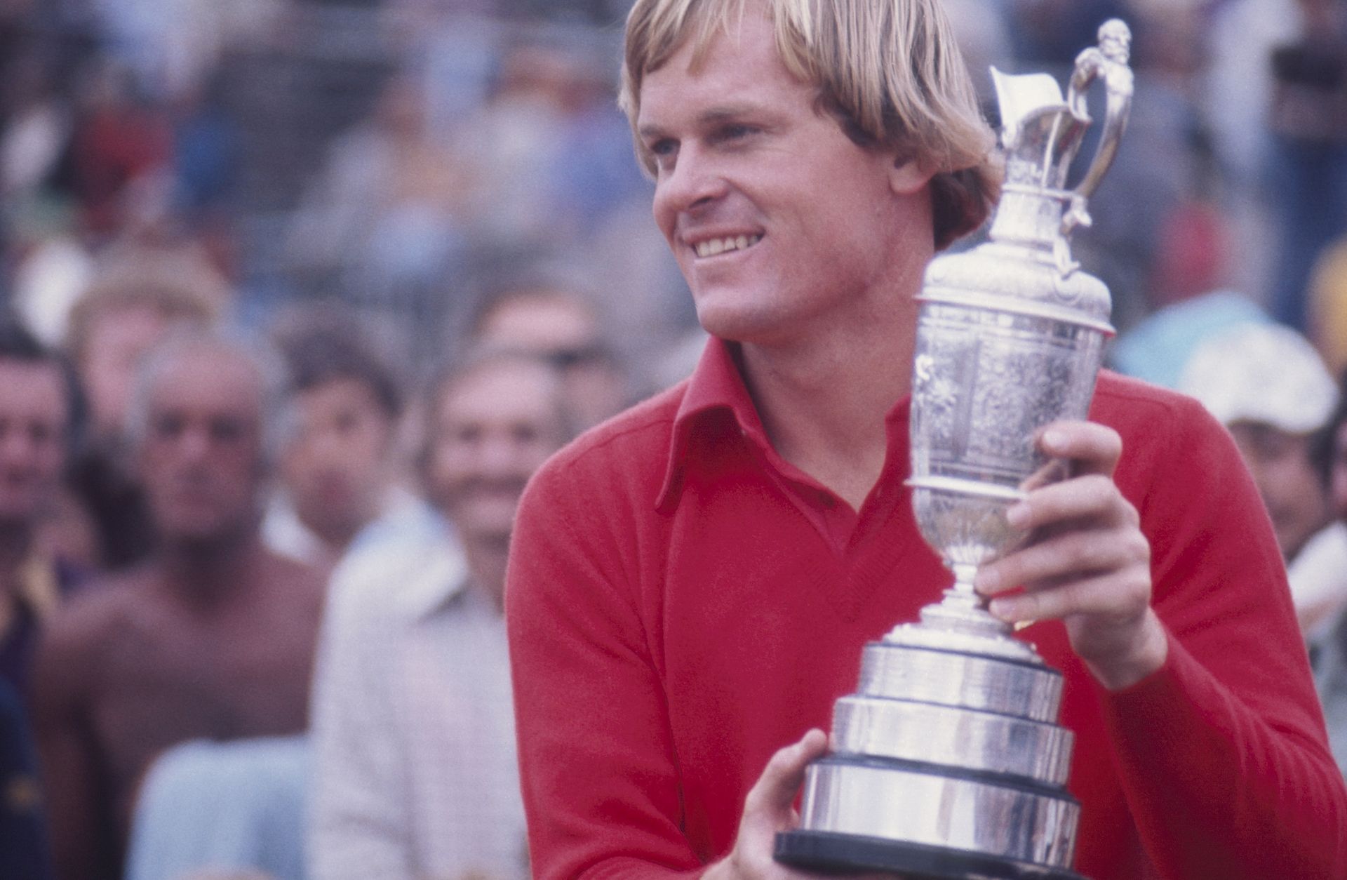 Johnny Miller holds the Claret Jug