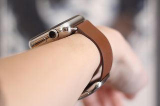 Apple watch clearance modern buckle gold