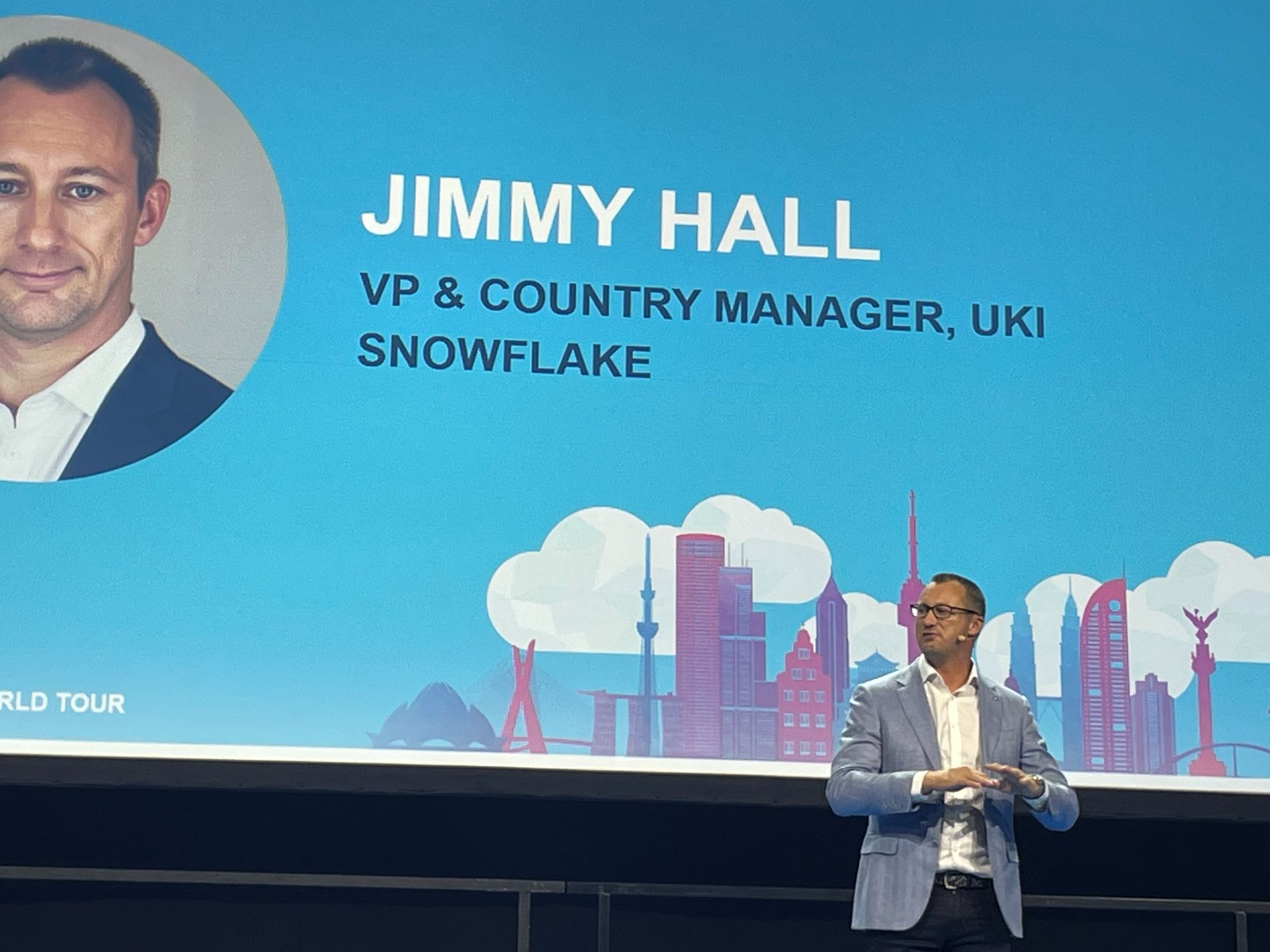 Standing still is riskier than doing nothing when it comes to AI: Snowflake urges companies to embrace the era of the agentic enterprise