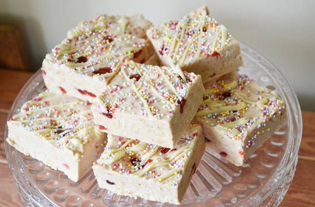 Custard Cream biscuit bars