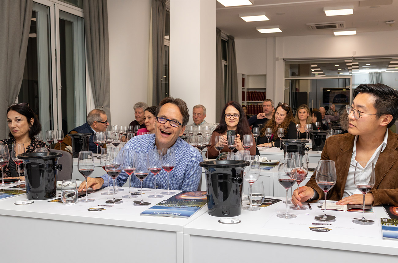 Decanter Presents Bertani