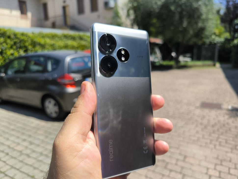 Recensione Realme GT6T | TechRadar