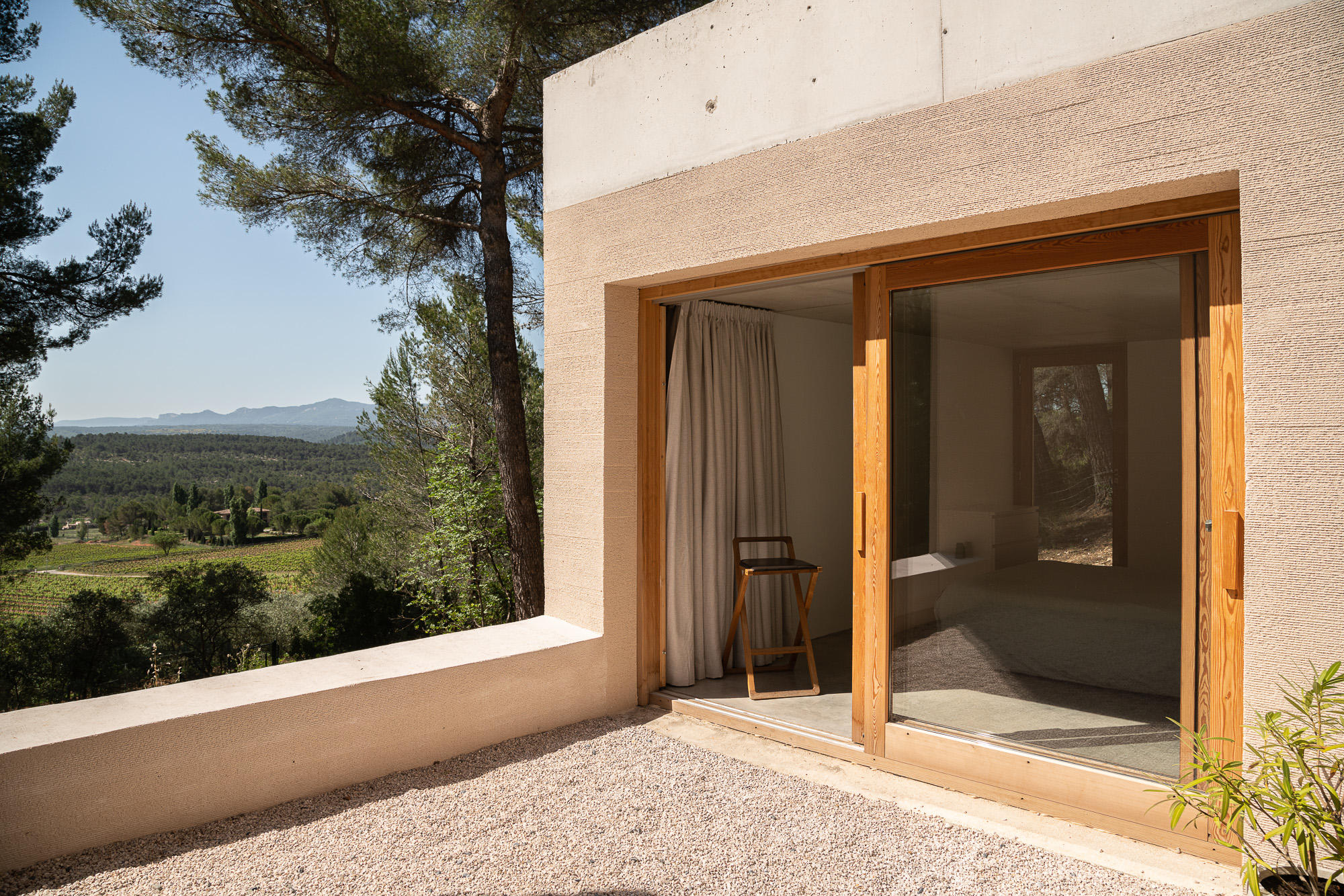 Maison Au Tholonet, France, AT Architectes