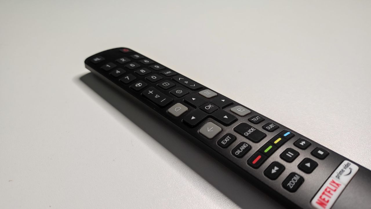 TCL C73