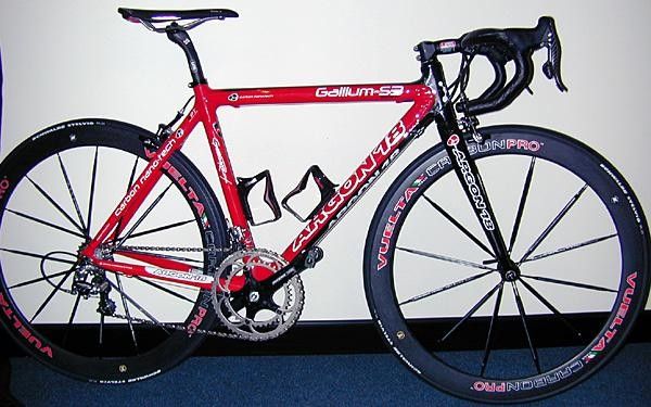 The team will ride Argon 18's flagship model, the Gallium S3, featuring a full carbon frame and hung with full Campagnolo Record groupset