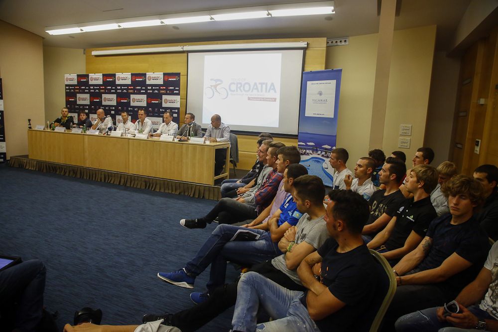 Riders look on during the Bahrain Merida press conference
