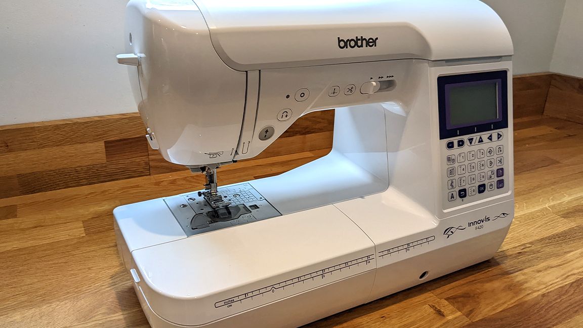 Brother | BM3850 Sewing Machine w/Extra Wide Extension Table