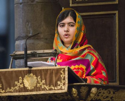 Malala Yousafzai tells kidnapped Nigerian girls to 'never lose hope'