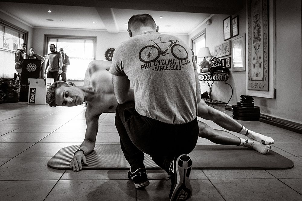 Marcel Kittel does some core work