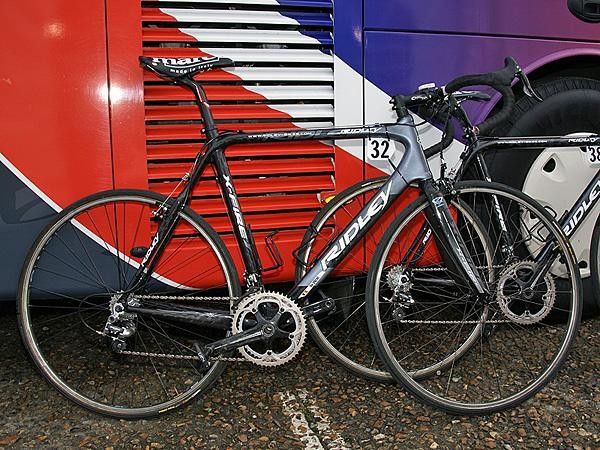 Silence-Lotto riders used road-'cross hybrid frames