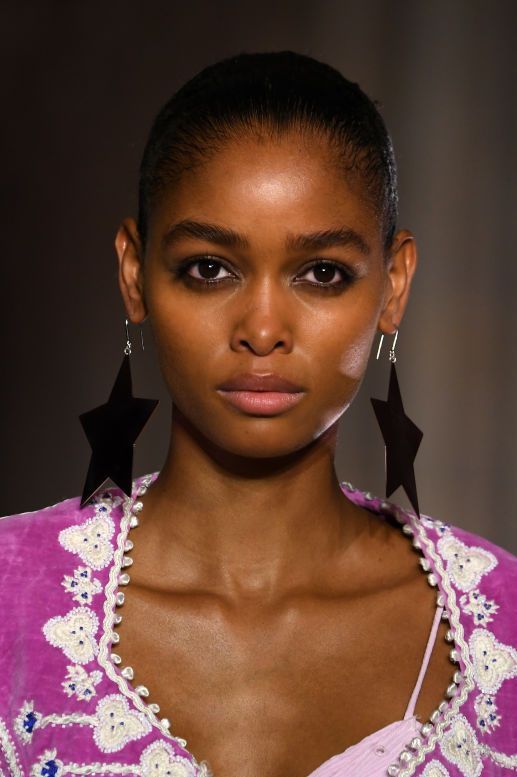 30 Spring 2021 Makeup Trends | New Runway Makeup Styles | Marie Claire