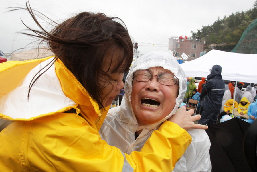 South Korean ferry captain is &amp;#039;really sorry&amp;#039; and &amp;#039;deeply ashamed&amp;#039;