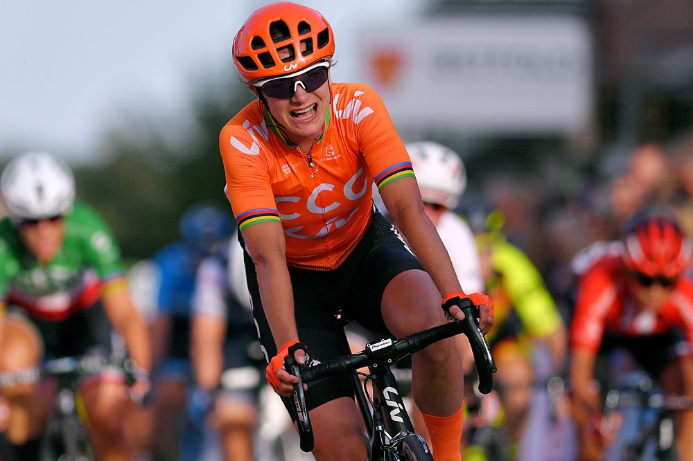 Marianne Vos (CCC-Liv) wins stage 2 at Ladies Tour of Norway and takes the overall lead