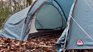 Robens Pioneer 4EX tent highlighting the color-coded pole system