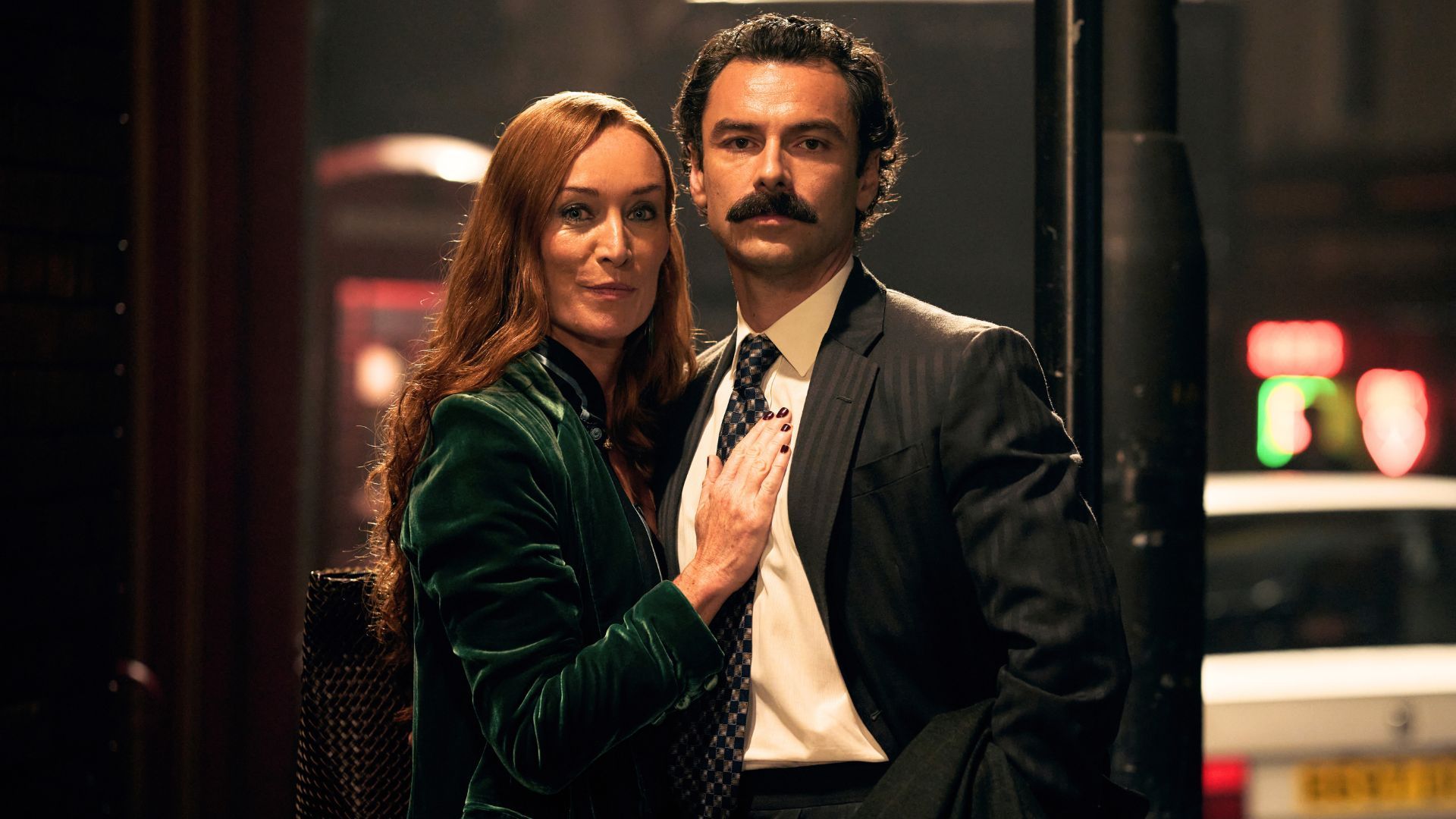 “Epic” Rivals Season 2 الحلقة 1 Eastenders Cameo هي بيضة عيد الفصح المفضلة لدي في حلقات Hulu وDisney+ الجديدة – ووفقًا للمبدعين، فهي “تحية مثالية للثمانينيات”.