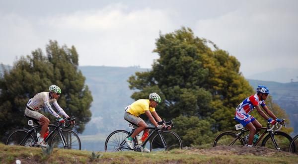 Race leader Fernando Camargo (Boyaca Orgullo De America) in action.