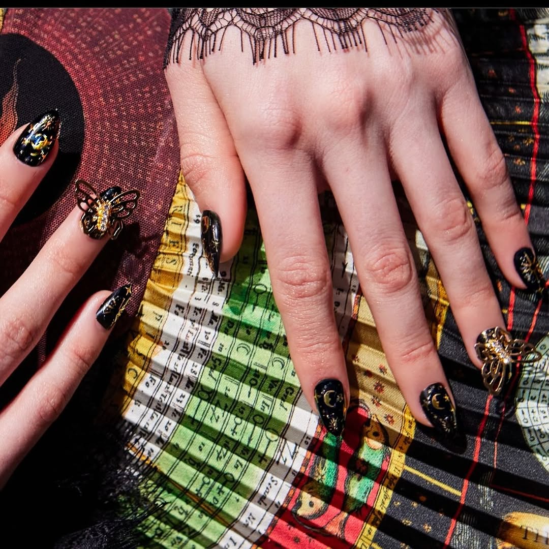 fall nail trends 2025
