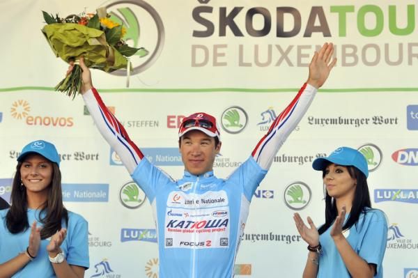 Denis Galimzyanov (Katusha) leads the points classification.