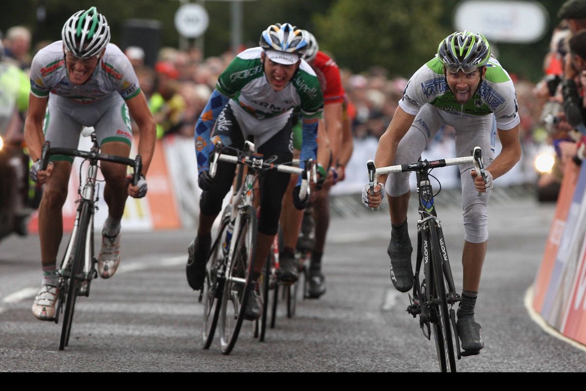 Geoffroy Lequatre beats Irish champion Dan Martin to second place in Burnham-on-Sea at the 2008 Tour of Britain.