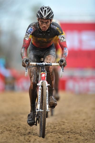 Jim Aernouts (BKCP-Powerplus) in the sand section