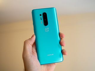 Oneplus 8 Pro Green In Hand Back
