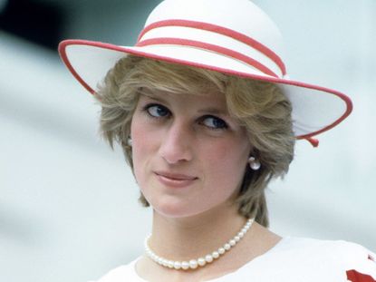 Meghan Markle Just Wore One Of Princess Diana's Favourite Accessories ...