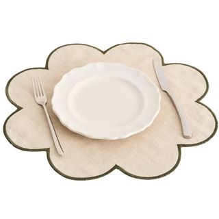 Oatmeal & Olive Linen Petal Placemats 