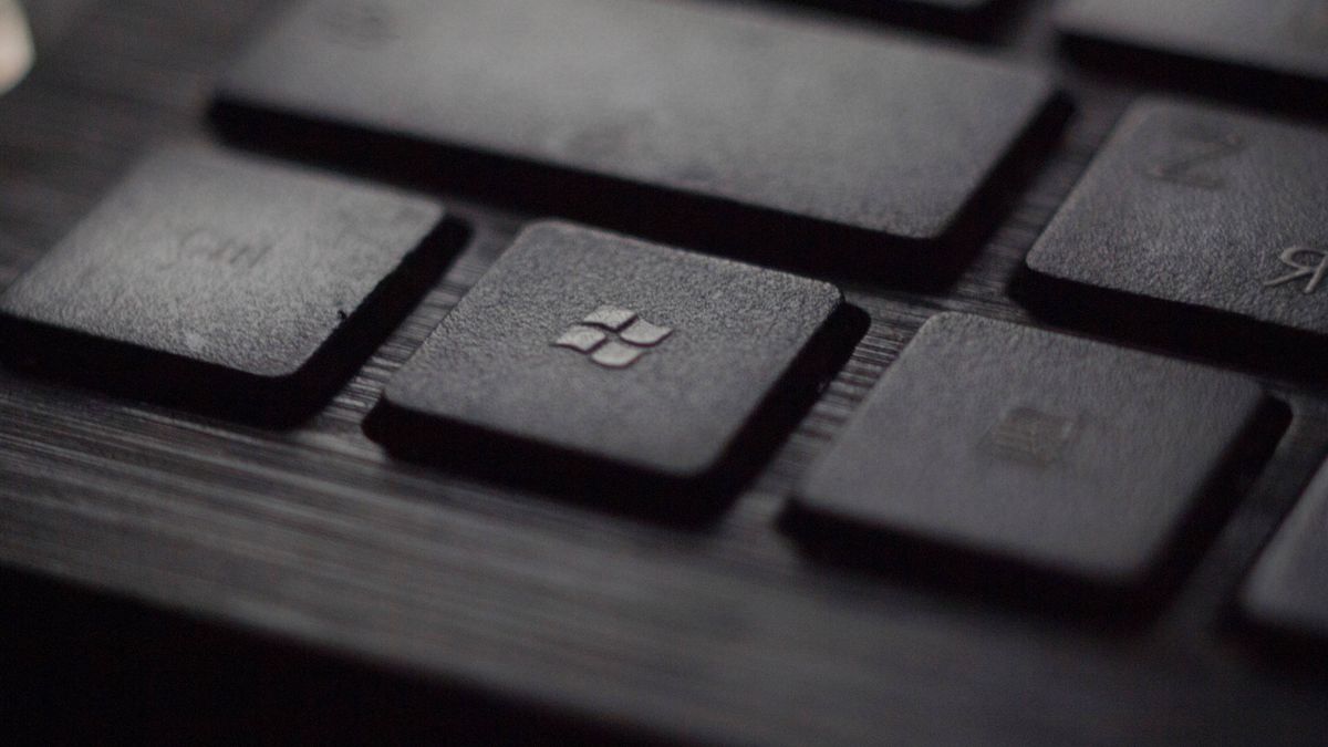 This researcher found a way to hack into any Microsoft account