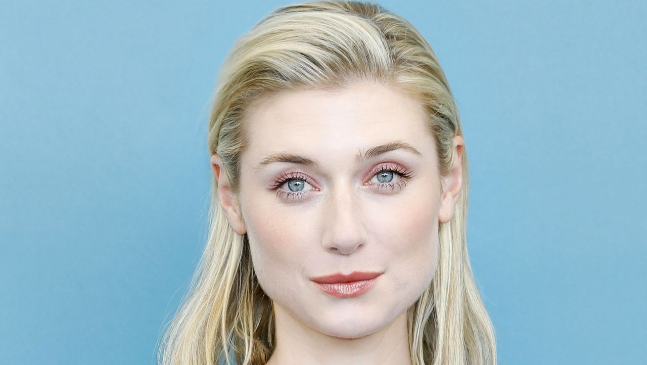 venice, italy september 7 editors note image has been digitally retouched elizabeth debicki attends the photo call for the burnt orange heresy during the 76th venice film festival on september 7, 2019 in venice, italy photo by kurt kriegercorbis via getty images