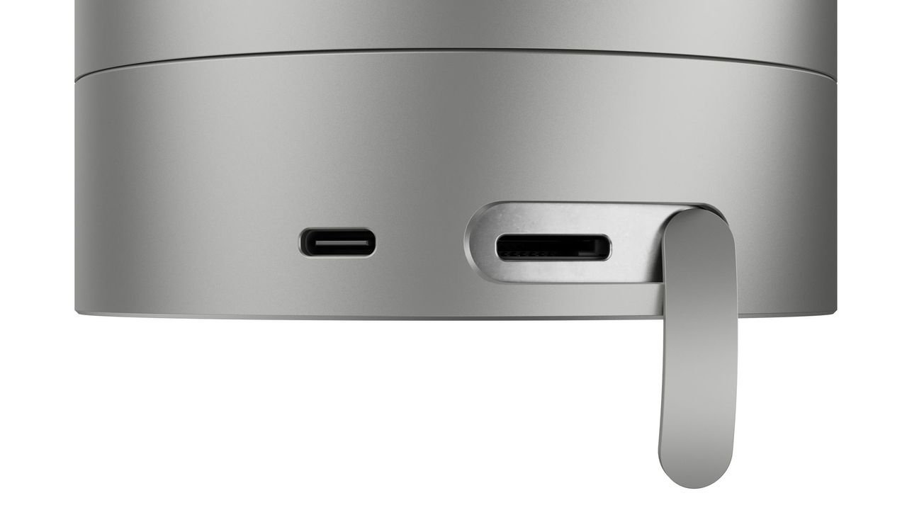 The USB-C and ethernet port on the Vaonis Atlas SkyDock, against a white background.
