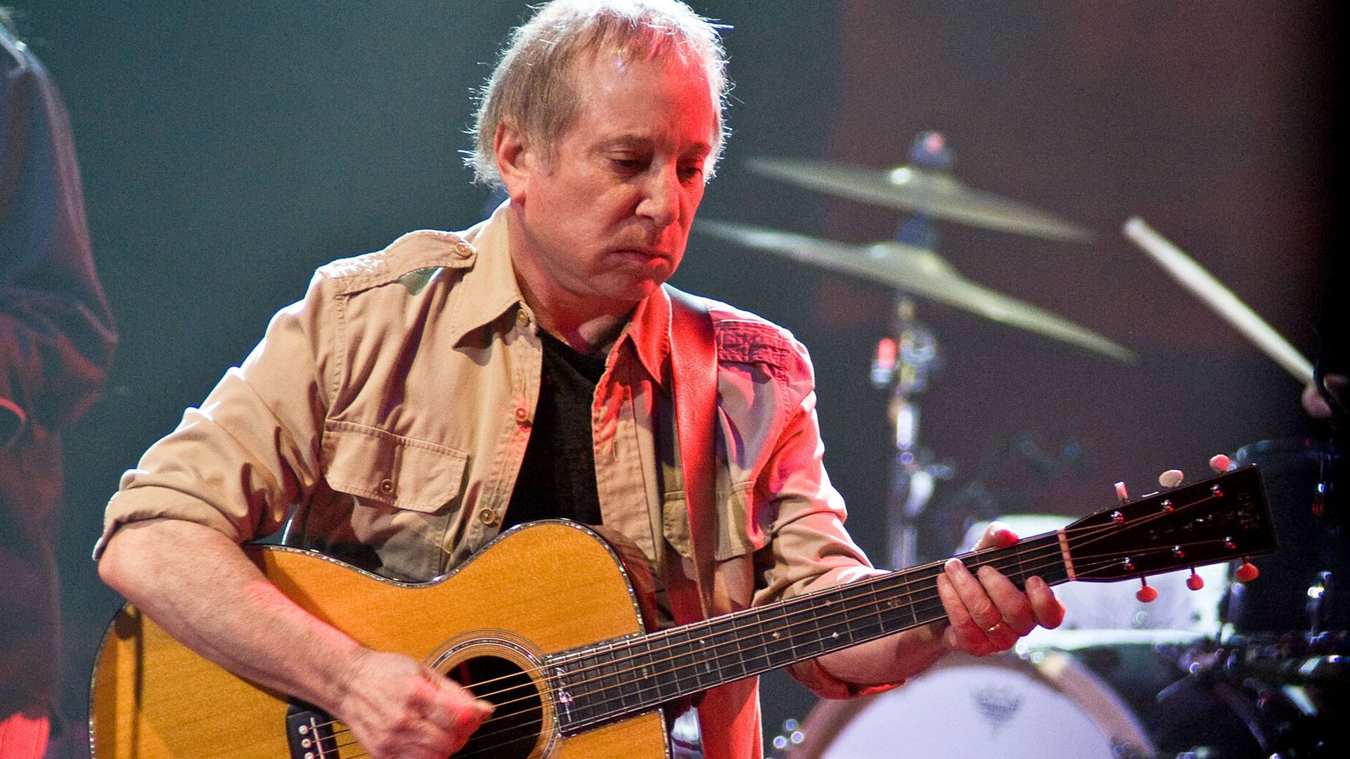 How Paul Simon Learned His Acoustic Style From Folk Masters Guitar World