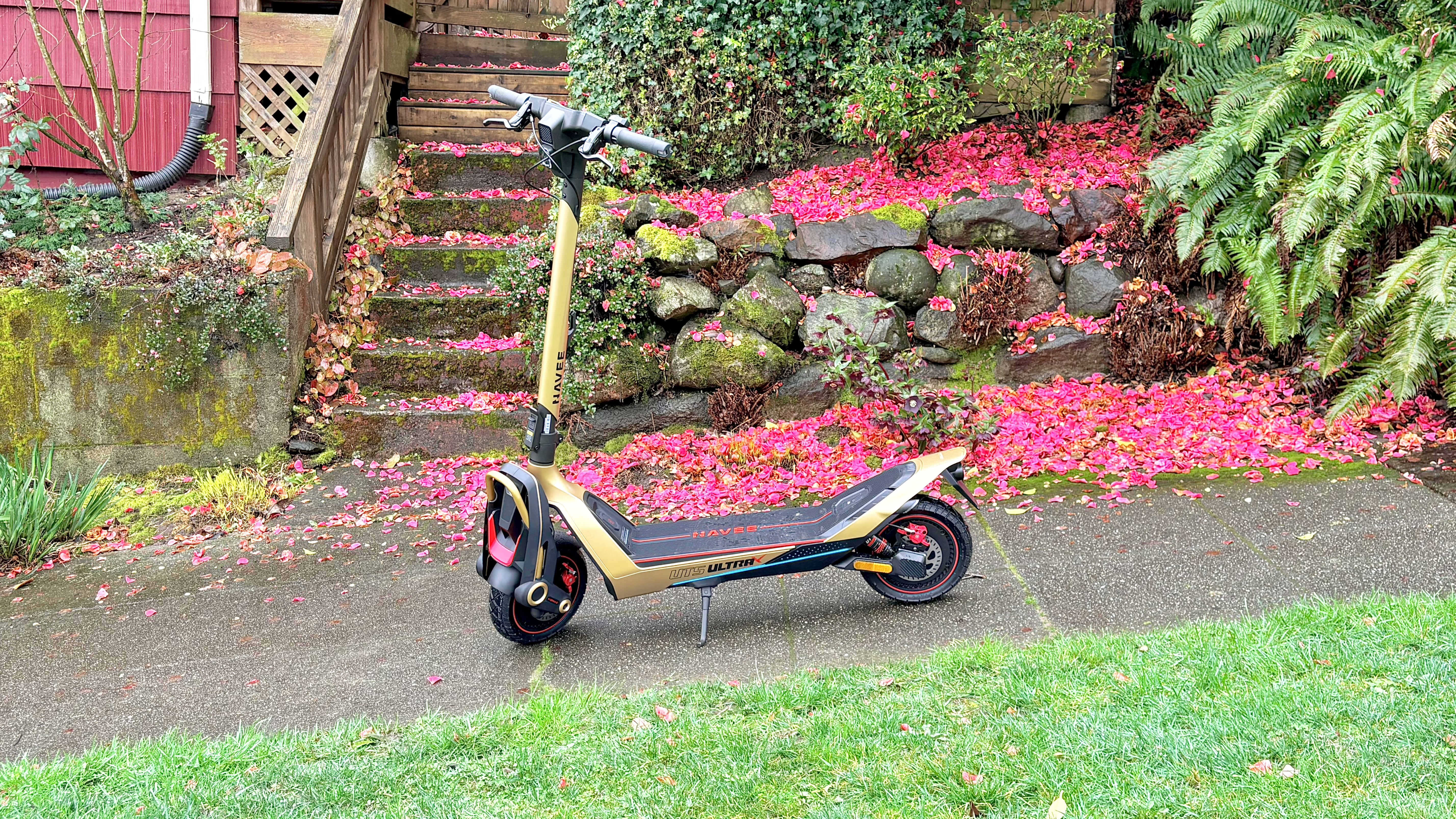 Navee UT5 Ultra X e-scooter