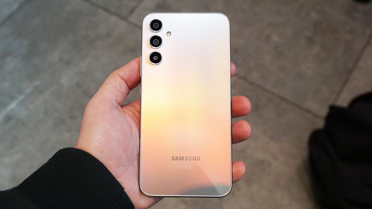 Samsung Galaxy A34 5G hands on Awesome Silver back straight
