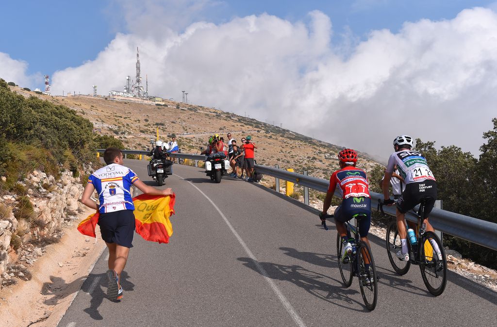 Nairo Quintana and Chris Froome ride side-by-side
