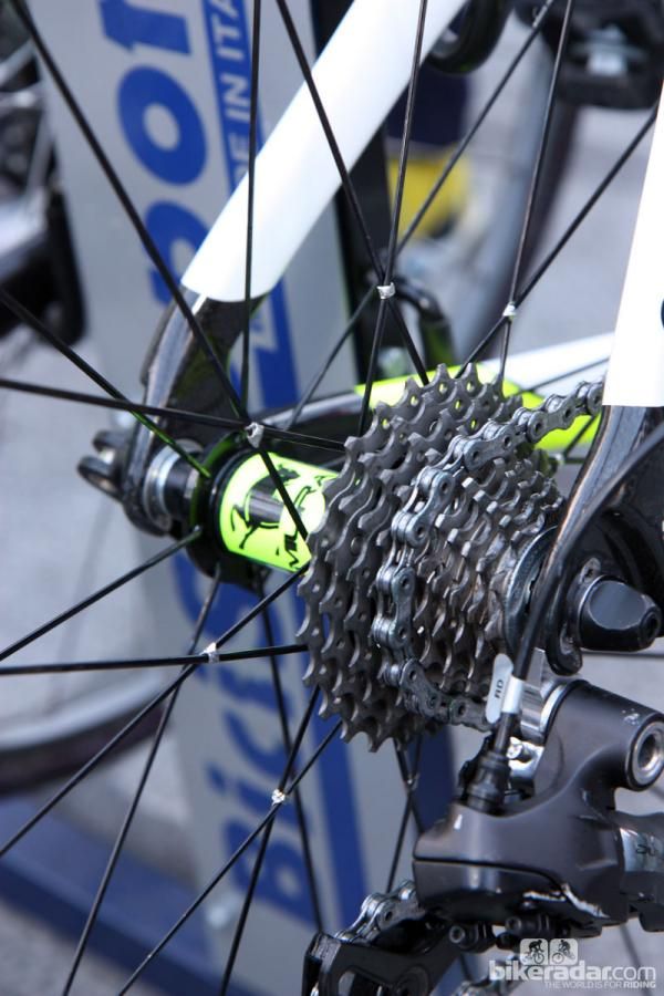 The non-driveside spokes are radially laced on the Ursus Miura T 24 rear wheels of Farnese Vini-Selle Italia but the driveside ones are still tied-and-soldered.
