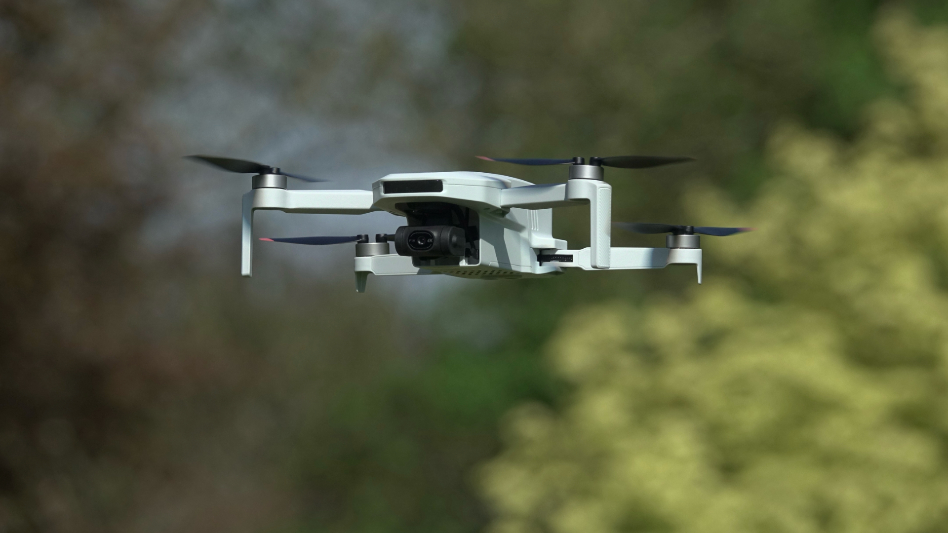 Potensic Atom 2 in the air